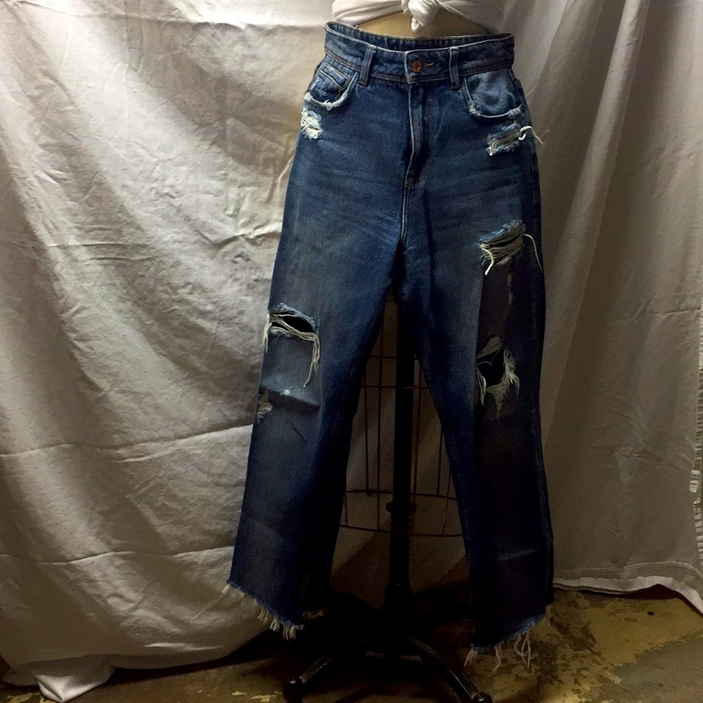 Zara Distressed Mom Jeans Size 27 High Waist